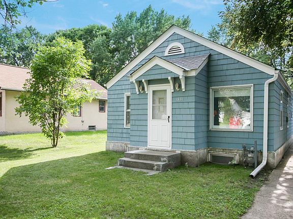 2nd image of 1831 Flandrau St