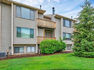 31 Vista Dr, Nanuet, NY 10954