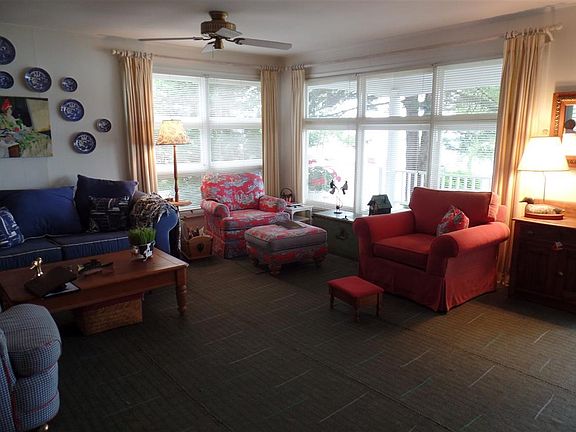 5th image of 1901 E South Shore Dr