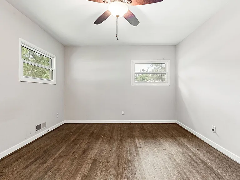 531 Park Ter — Photo 19