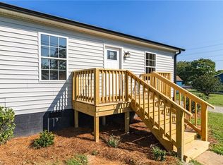 1702 Walford St, Lexington, NC 27292