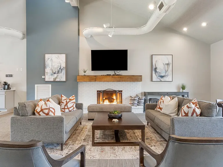 Echo Trail Apartments - Lease Today & Save $300 OFF Move-In Costs! — Photo 85