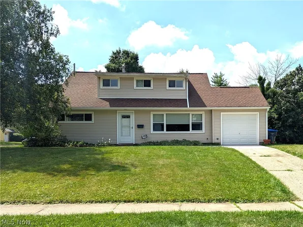1404 Taft Ave, Cuyahoga Falls, OH 44223