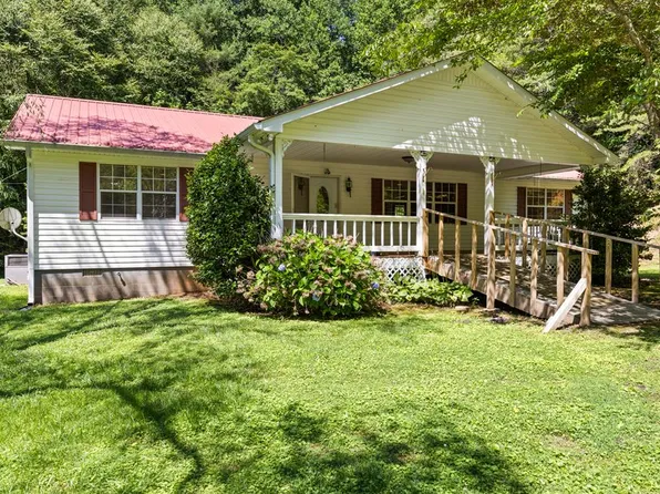 51 Haddock Dr, Blue Ridge, GA 30513