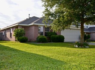 721 Spoonbill Ln, La Marque, TX 77568