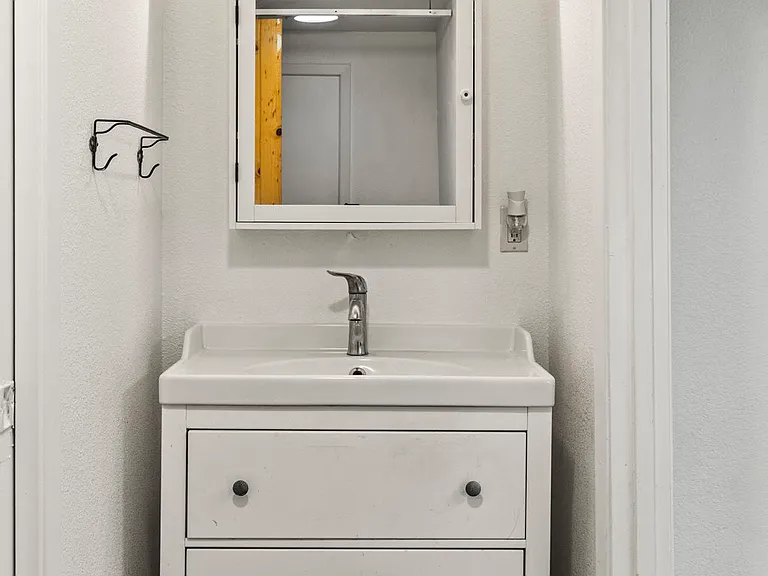 13 Lukens Pl — Photo 15