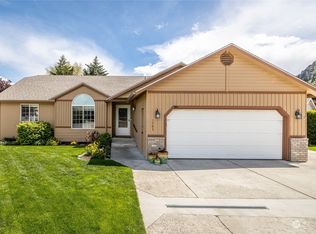 1583 Carson Ct, Wenatchee, WA 98801