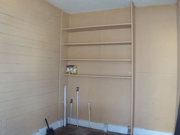 3rd image of 2514 B Ave