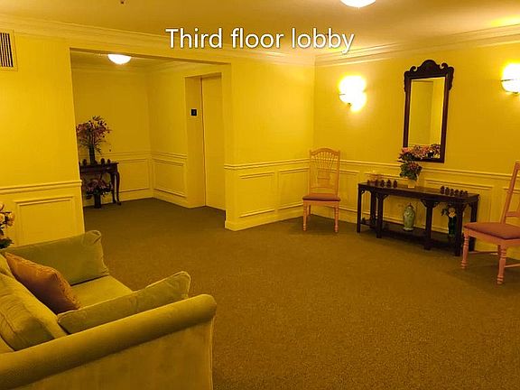4th image of 3125 Town Square Dr Unit 307