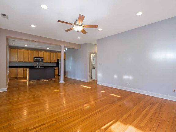 5th image of 6819 N Lakewood Ave APT 3W