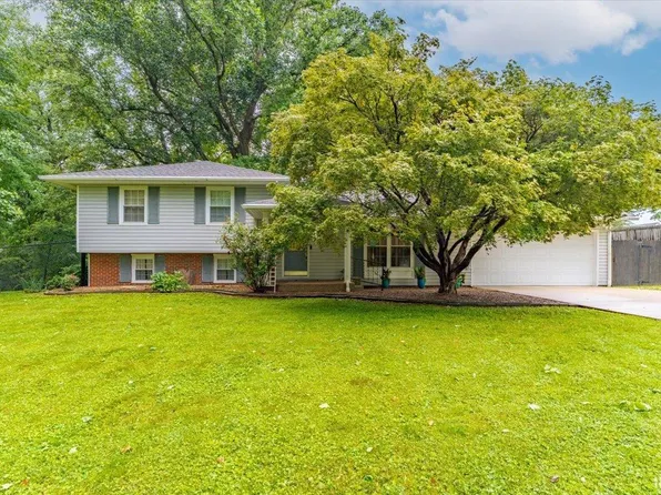 7055 Sharon Rd, Newburgh, IN 47630