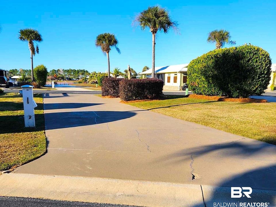 1st image of 427 Portofino Loop