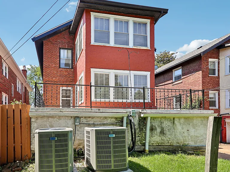 7315 Lindell Blvd #1 — Photo 36