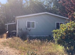 63446 Capitol Dr, Coos Bay, OR 97420
