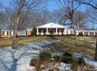 44 Huntleigh Woods, Saint Louis, MO 63131