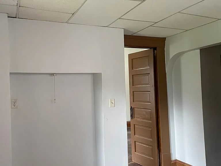172 Oakdale Ave — Photo 10