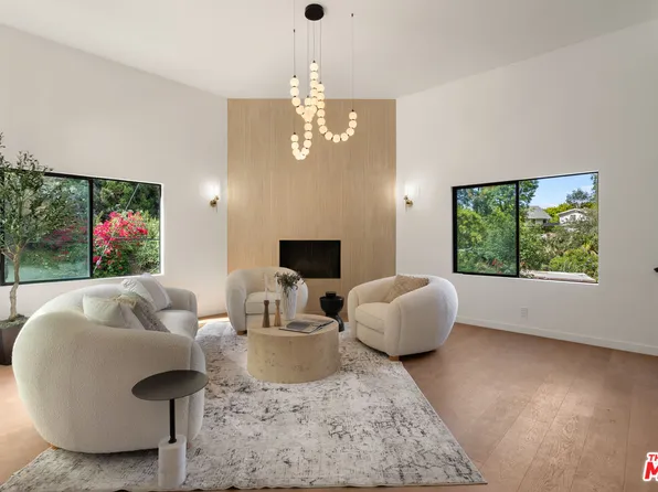 8506 Oak Ct, Los Angeles, CA 90046
