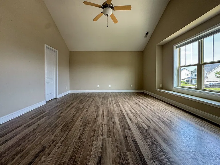 296 Sedgefield Dr — Photo 11