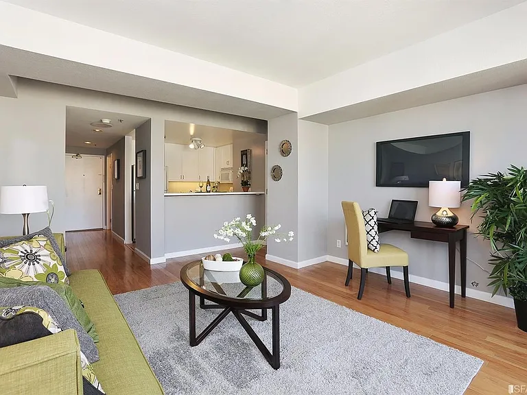 601 Van Ness Ave #731 — Photo 5