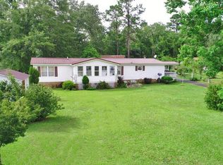 149 Pineridge Rd, Elloree, SC 29047