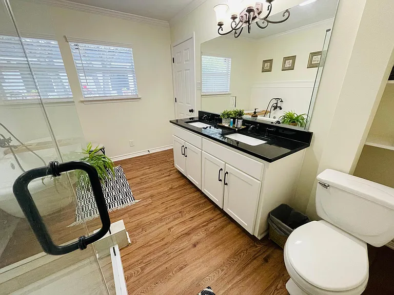 Lazy Oak Dr — Photo 13