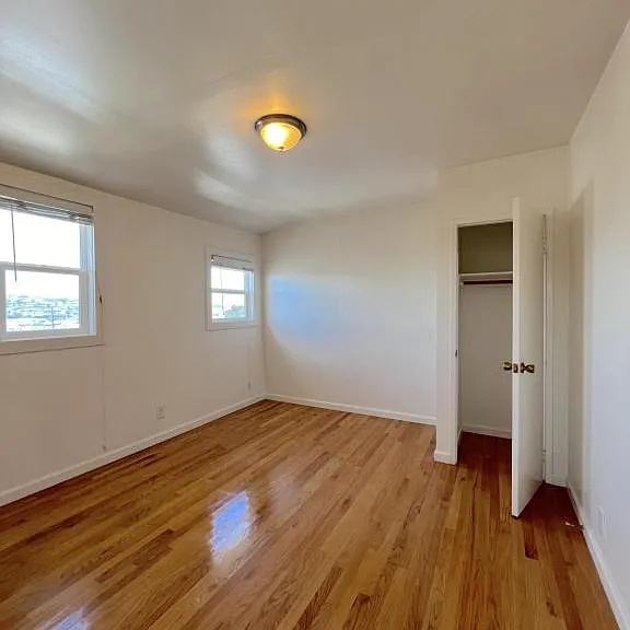 230 Lowell St #5 — Photo 12