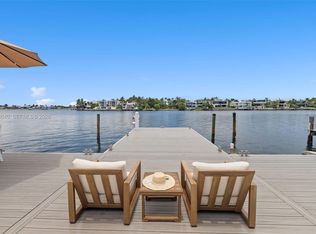 257 N Coconut Ln, Miami Beach, FL 33139