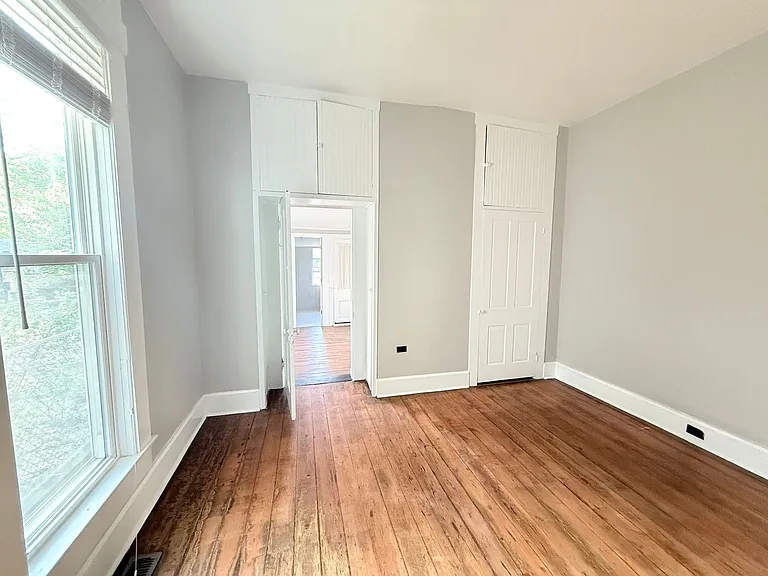 1603 E Oak St #1 — Photo 14