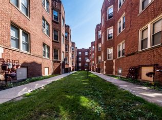 7609 S Coles, Chicago, IL 60649