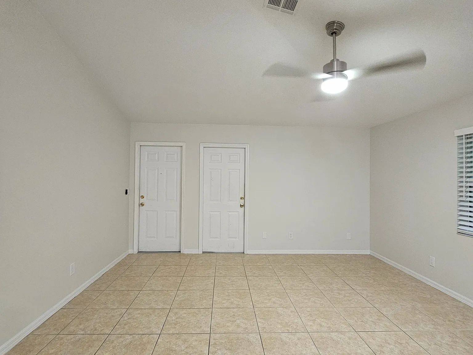 9209 Seville Road - 1 — Photo 3