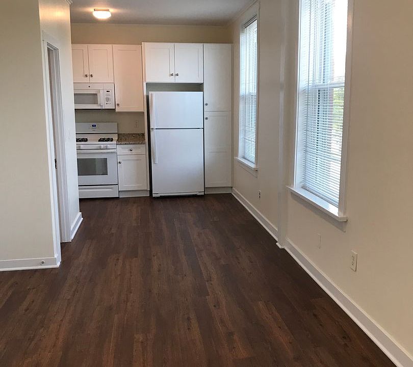 219 Center Street Apartment Rentals Grayslake, IL Zillow