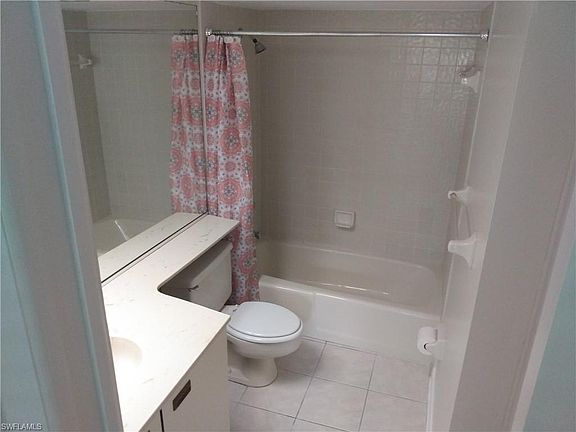 5th image of 2069 W Lakeview Blvd #3