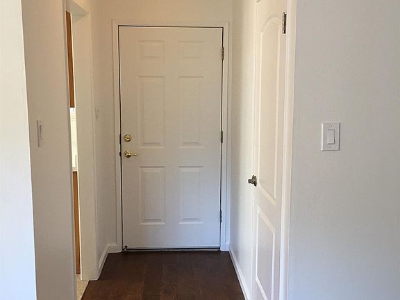 5th image of 1170 Vineland Ave