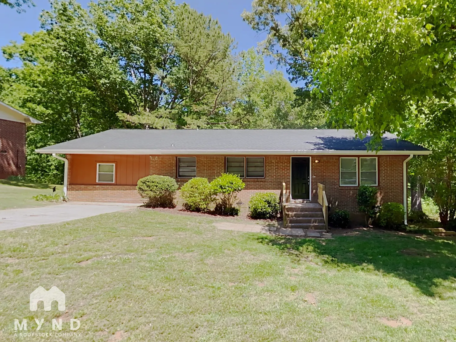 4 bed, 2.0 bath, 1720 sqft, $1,705 — Photo 1