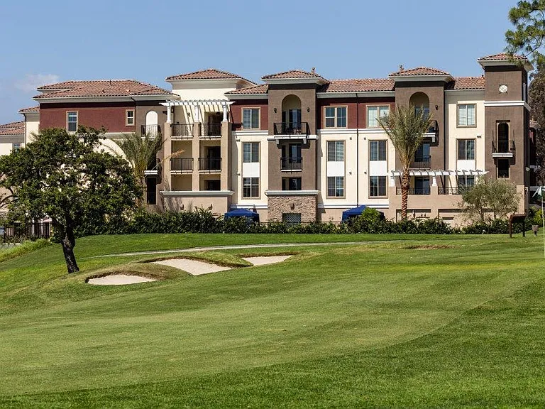 GS_Adagio_Ext_West-side_Golf_Course_Mission Viejo