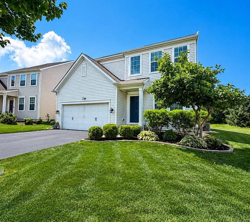 1st image of 823 S Haines Cir