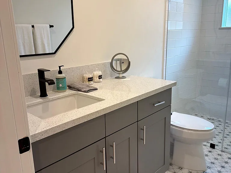 922 Palm Ave #922 — Photo 12
