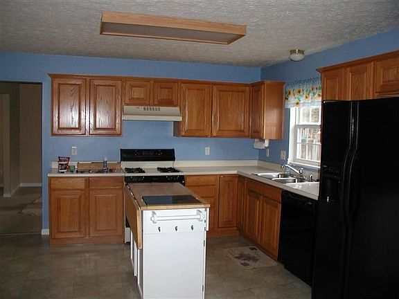 3rd image of 2312 Bradshire Rd
