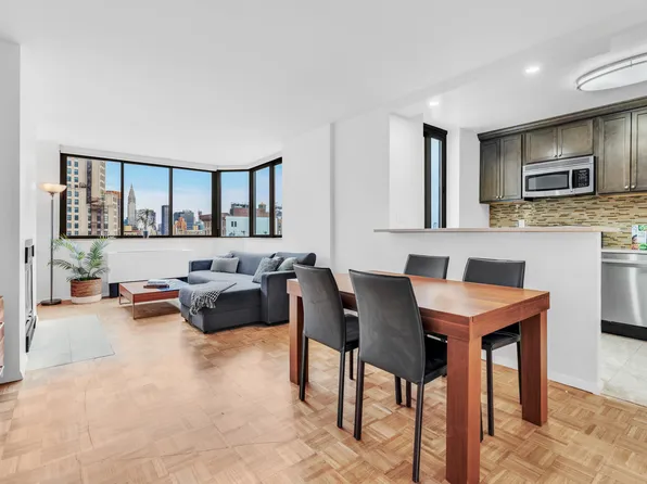 280 Park Avenue South image 1 of 13
