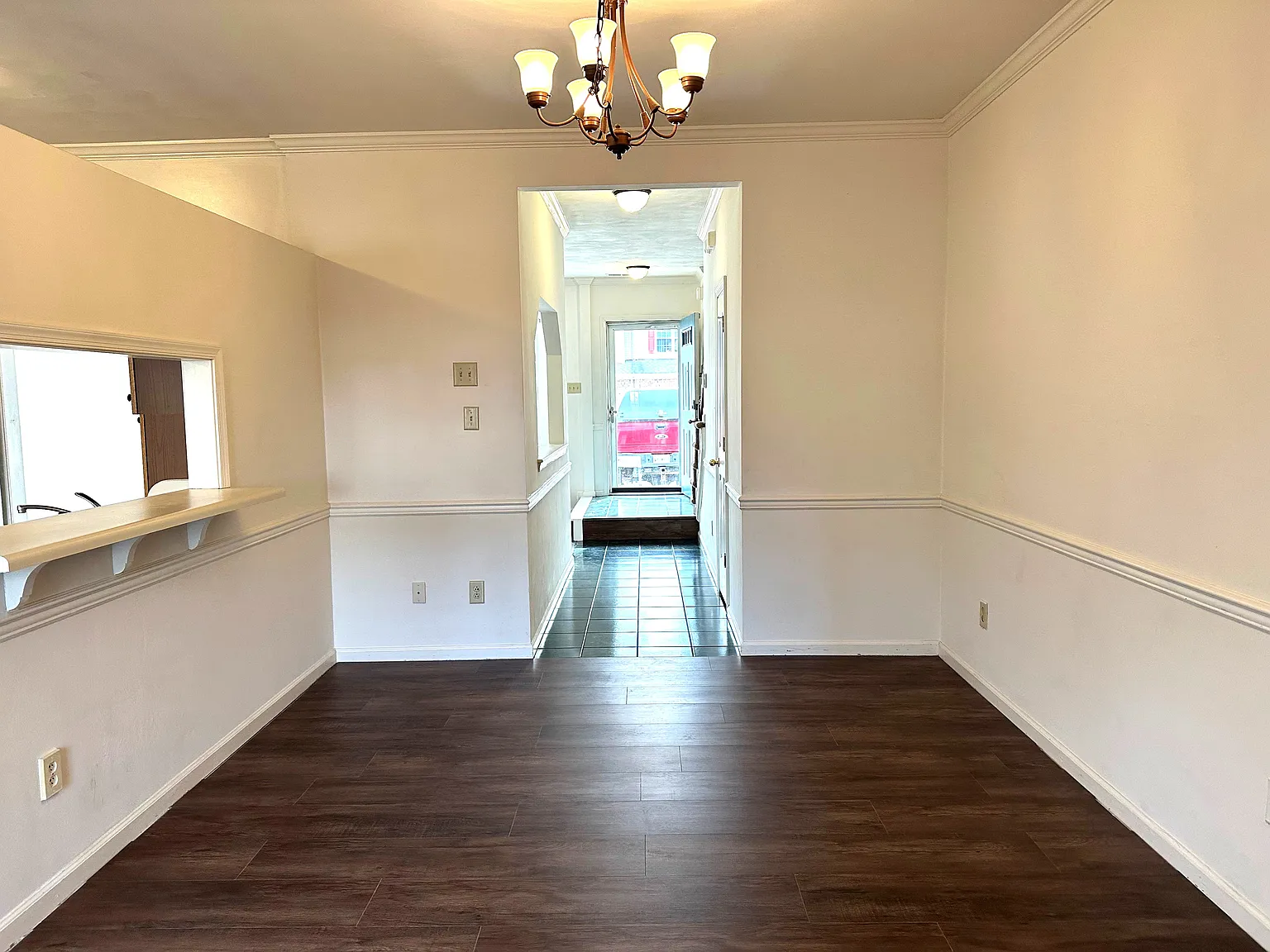 3 bed, 2.5 bath, 1483 sqft, $2,195 — Photo 4