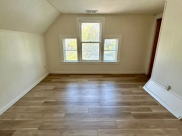 5338 S Salina St #3 — Photo 12