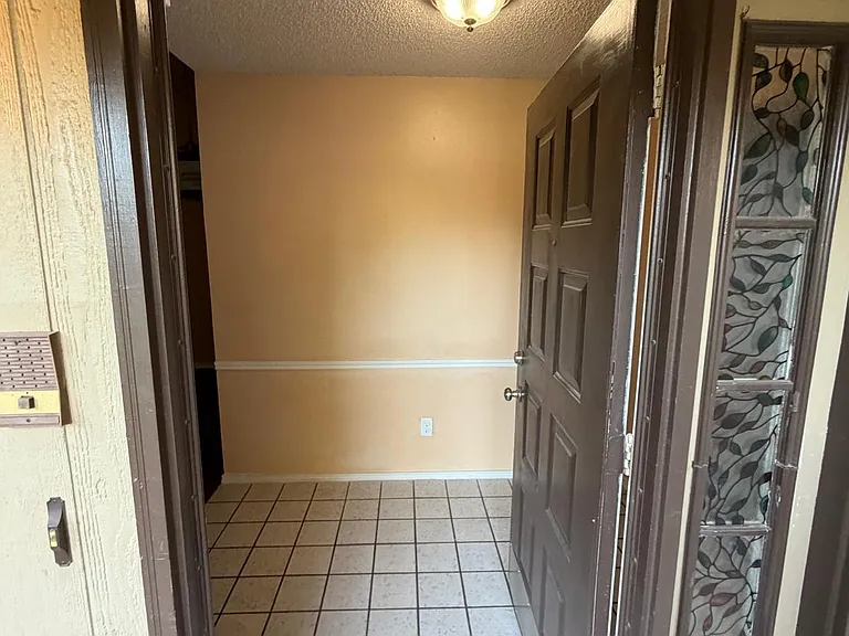 3901 Las Brisas Dr — Photo 17