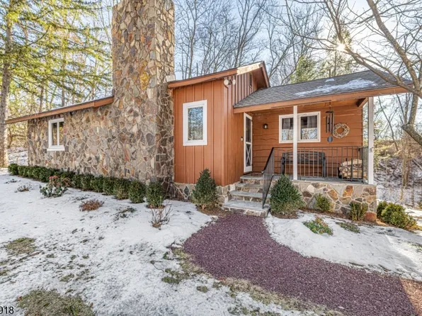 904 E Walnut Dr, Stillwater Twp., NJ 07860