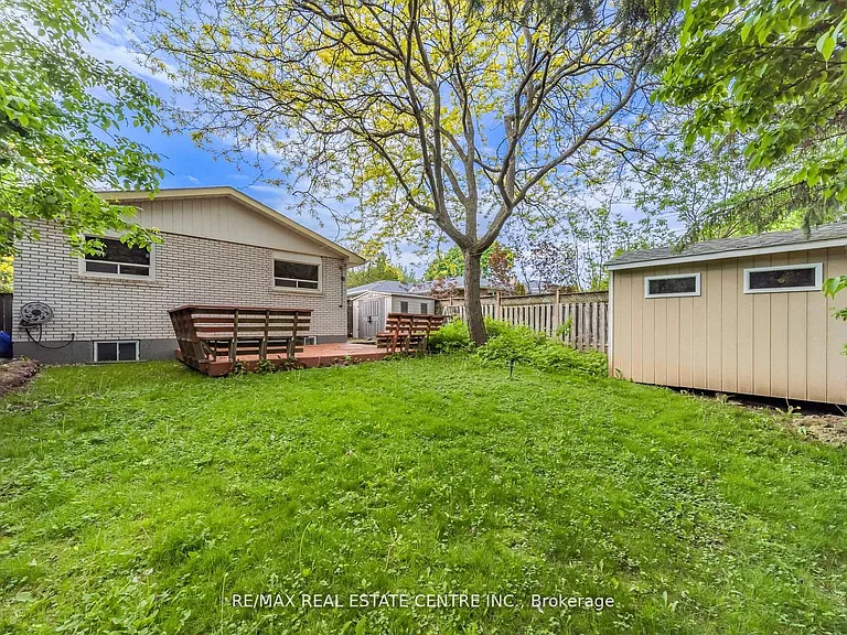126 Culham St — Photo 20