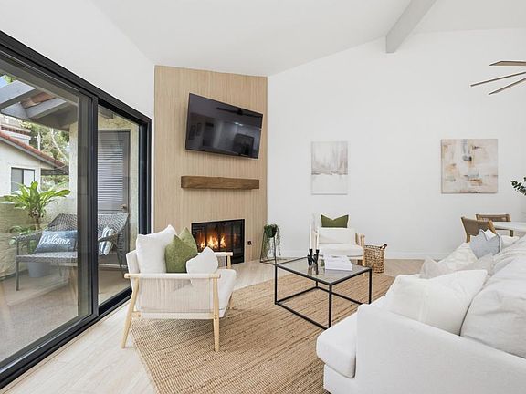 3rd image of 980 Lupine Hills Dr Unit 83