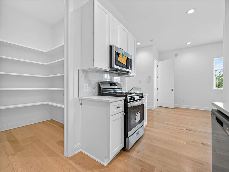2311 Rutland St #A — Photo 9