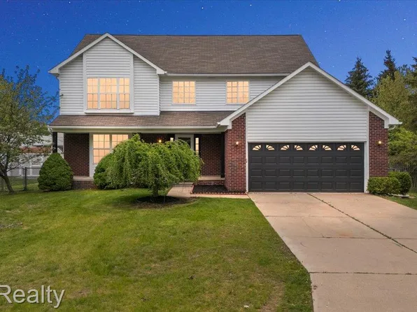 6728 Eckerman Dr, Troy, MI 48085