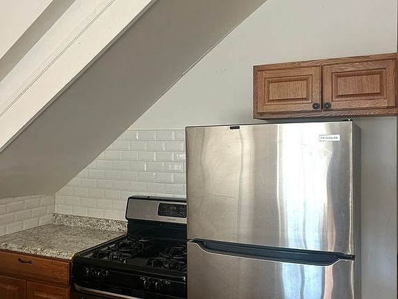 2nd image of 513 E Brinton St APT 1