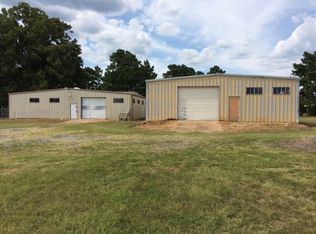 1660 W Texas Ave, Waskom, TX 75692