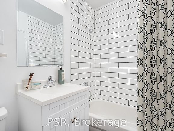 5th image of 600 Eglinton Ave W #501